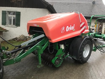 Rundballenpresse Orkel 1260