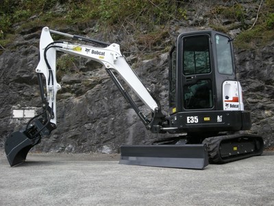 BOBCAT E35