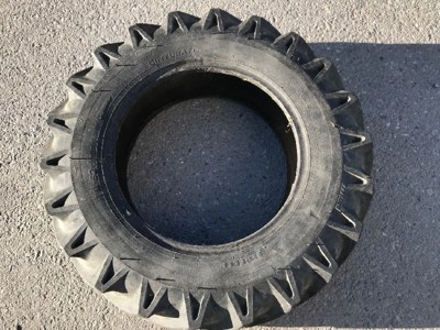 Pirelli, 9.5x20 Pneu, I14544