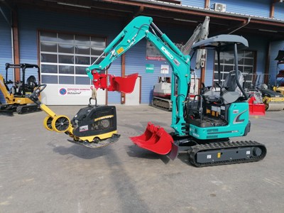 Bagger Kobelco SK 17 SR-3E