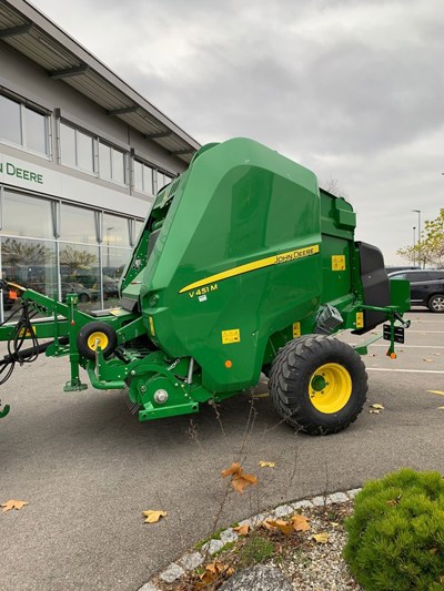 Rundballenpresse John Deere