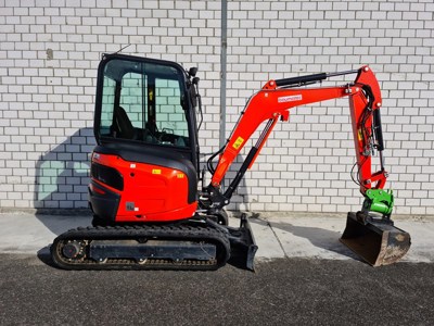 Kubota U27-4