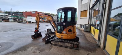 CASE-KOBELCO CX30B