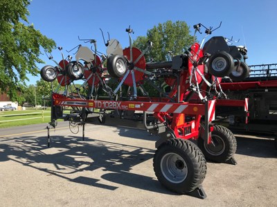 Massey-Ferguson TD 1028X TRC