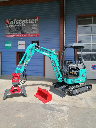 Bagger Kobelco SK 17 SR-3E mit Universalgreifer Geel