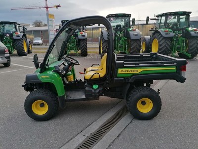 JOHN DEERE Gator HPX815E