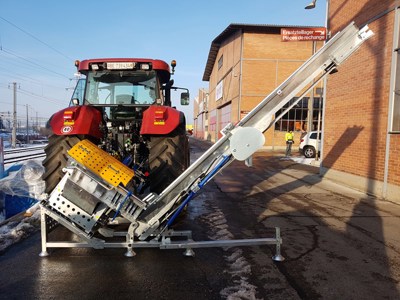 BINDERBERGER Wipp-Säge mit Förderband / Scie circulaire pivotante avec tapis / W 700 FB PRO E