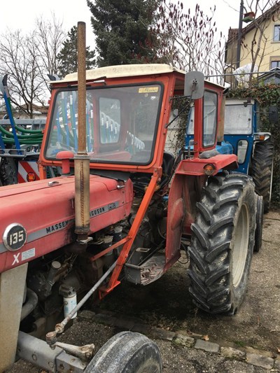 Kabine zu Traktor MF Massey-Ferguson 135 148 165 ect