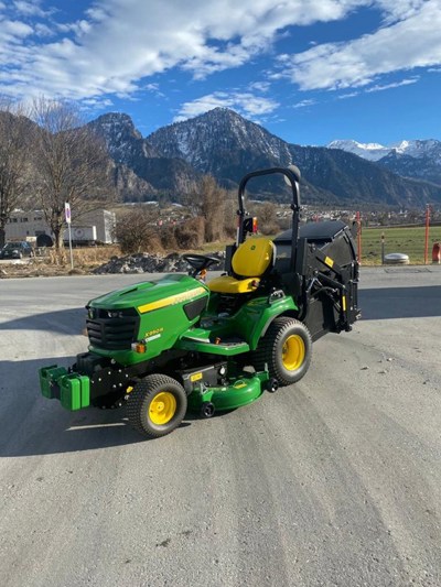 Rasentraktor John Deere  X950R