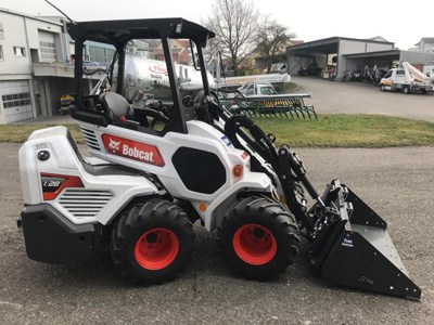 Bobcat L28 Knicklader, Hoflader, Radlader