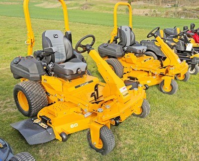 Cub Cadet, Rasentraktor XZ5 152 Zero-Turn