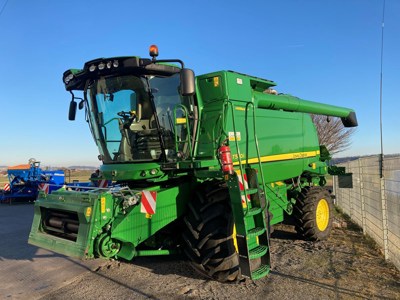 John Deere T550i HillMaster