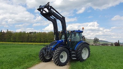 Valtra G135  Odermatt Landmaschinen AG