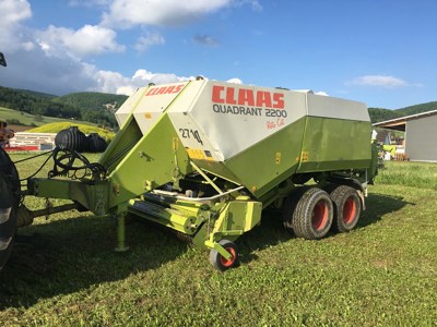 Claas Quadrant 2200RC