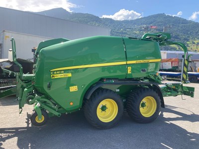 John Deere C441R Kombipresse Demo