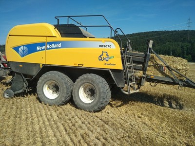 New Holland BB 9070