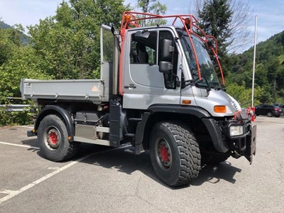 Unimog U-400