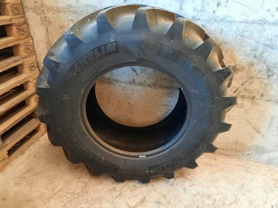 Reifen Michelin Omnibib 380/70 R24