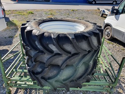 Traktorräder mit Felge 520/70R34 Steyr New Holland Case  5207034