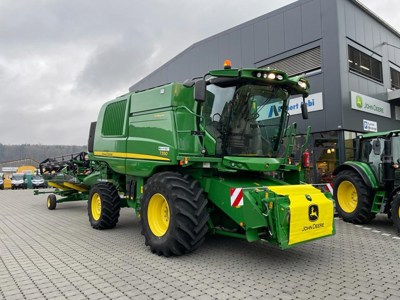 John Deere T550 HM Mähdrescher