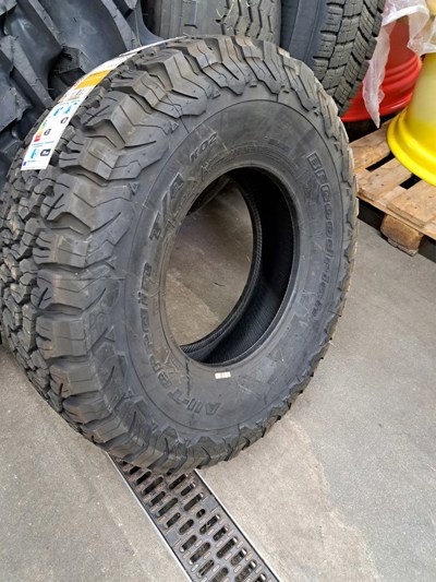 Reifen BF Goodrich All-Terrain LT31/10.50 R15