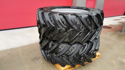 Satz SDF Räder 600/65R34 und 540/65R24