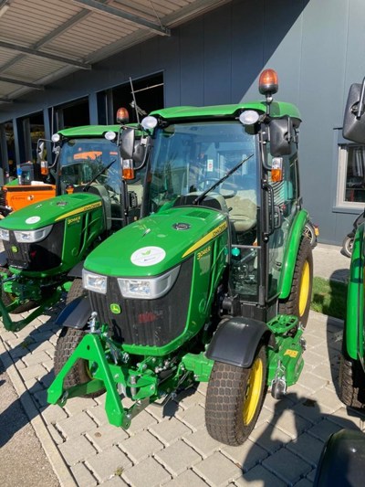 John Deere 3046R ¦ 2022