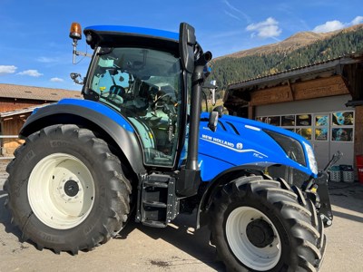 Traktor New Holland T5.140 DCT