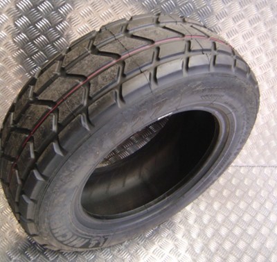 Pneu Michelin 270/65 R18  (275/65R18)