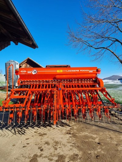 Kuhn Säkombination HRB302 mit Logiseme M3000