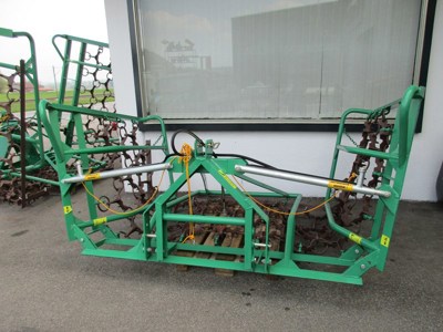 Kondor Wiesenegge 4m mit leichtem Bock hydraulisch klappbar