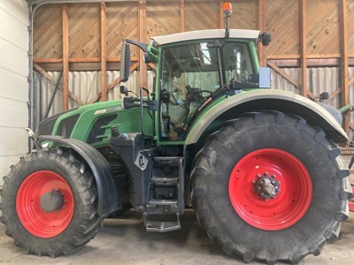 FENDT 828 PROFI PLUS POSTE INVERSE