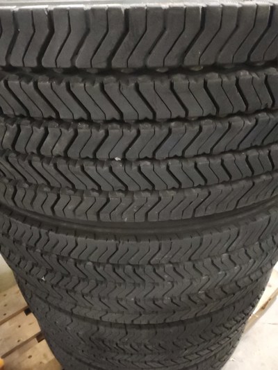 Bereifung 285/70R19.5