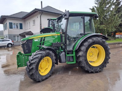 John Deere 5100M