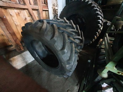 540/65R28 Grünlandreifen Traktorreifen Pneu Traktor 5406528