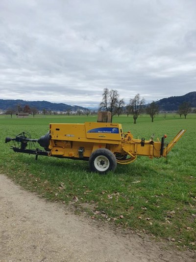 Kleinballenpresse New Holland BC5060