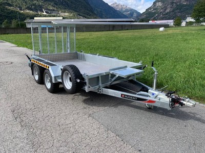 Anhänger Transport Baumaschine