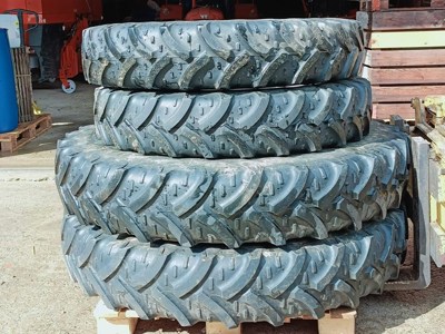 Hackbereifung Komplett 270/95R-44 / 230/95R-32