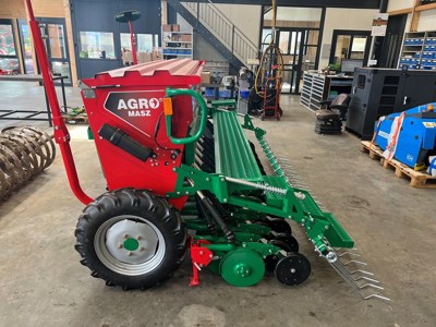 Agro-Masz Doppelscheibenschar Sämaschine SR300