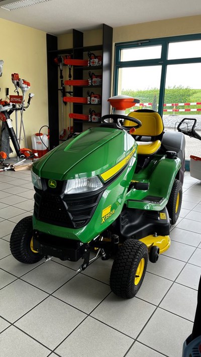 Rasentraktor John Deere X 350 R - Demo