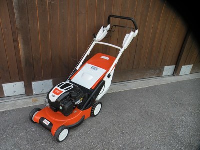 Rasenmäher Stihl RM 545 V