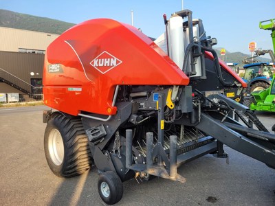 Kuhn I-Bio+ Rundballenpresse