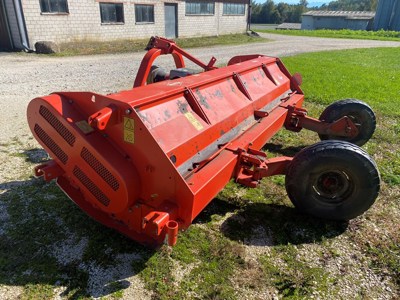 Kuhn NK3201 Heckmulcher