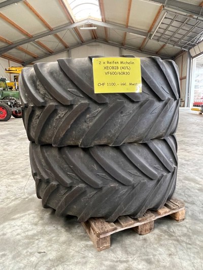 2x Reifen Michelin Xeobib VF600/60 R30