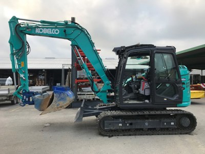 Raupenbagger Kobelco SK85SR-7, Mietrückläufer