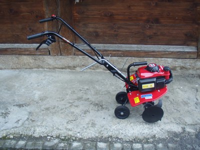 Kleine Gartenhacke Honda FG 205 mit Einhandgriff