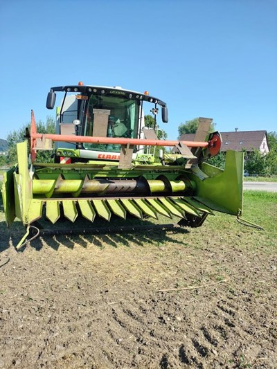 Claas Sonnenblumenschneidwerk