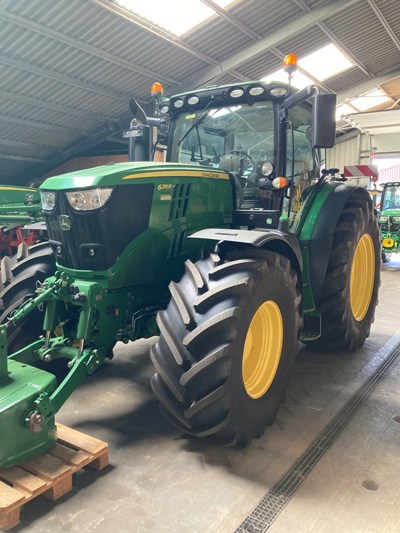 Tracteur John Deere 6215R