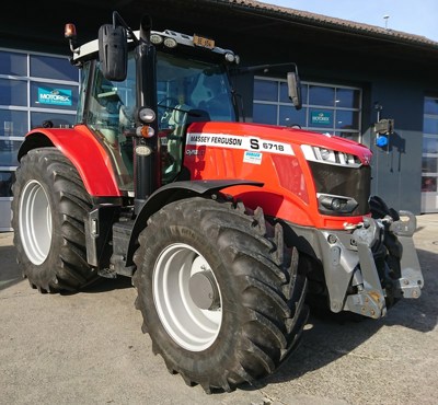 Massey Ferguson 6718S Dyna-VT Exclusive