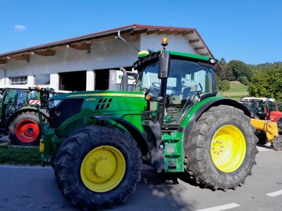 John Deere 6155R